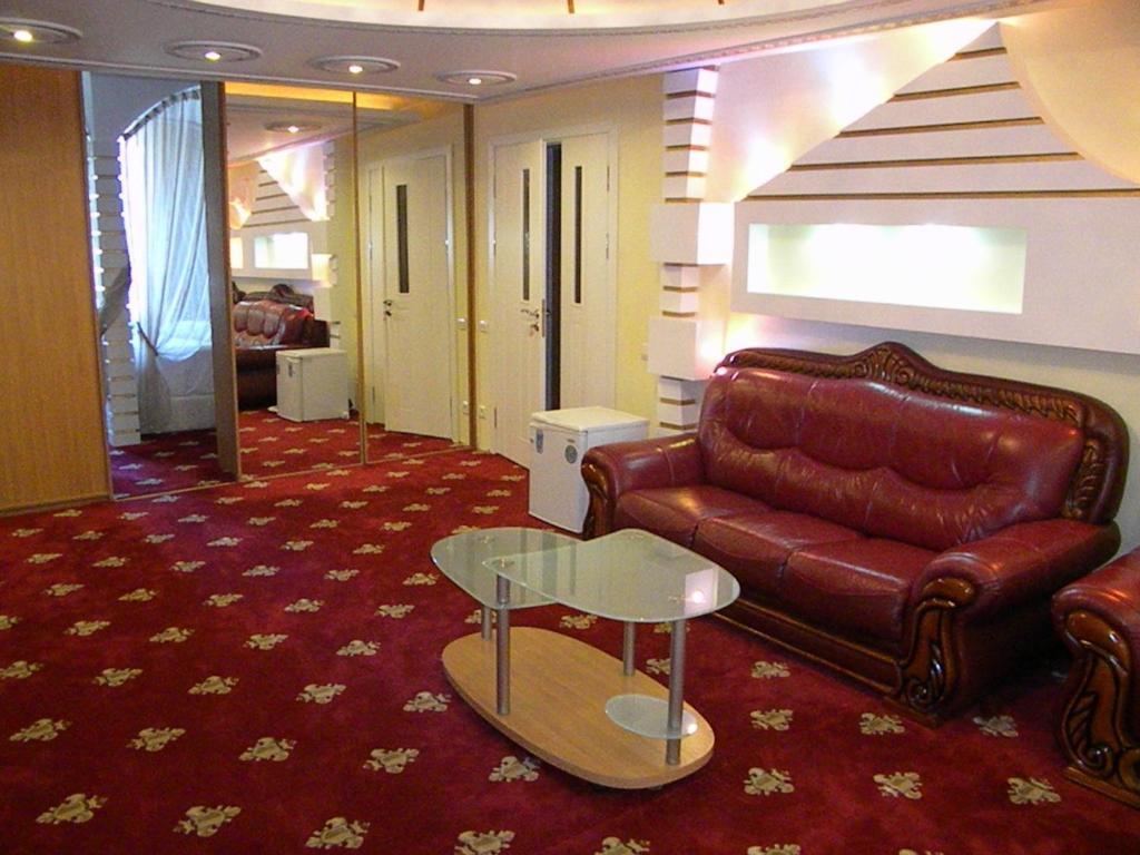 צ'יסינאו Gloria Mini-Hotel מראה חיצוני תמונה