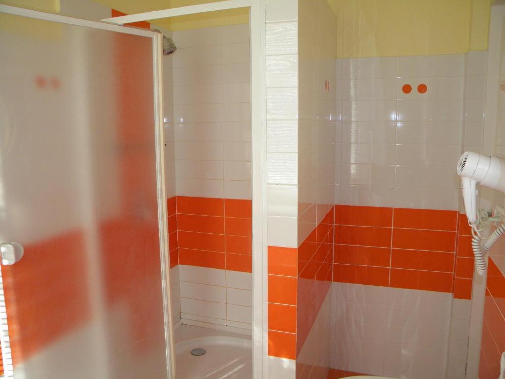 צ'יסינאו Gloria Mini-Hotel מראה חיצוני תמונה