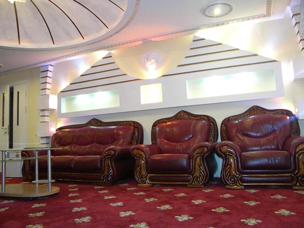 צ'יסינאו Gloria Mini-Hotel מראה חיצוני תמונה